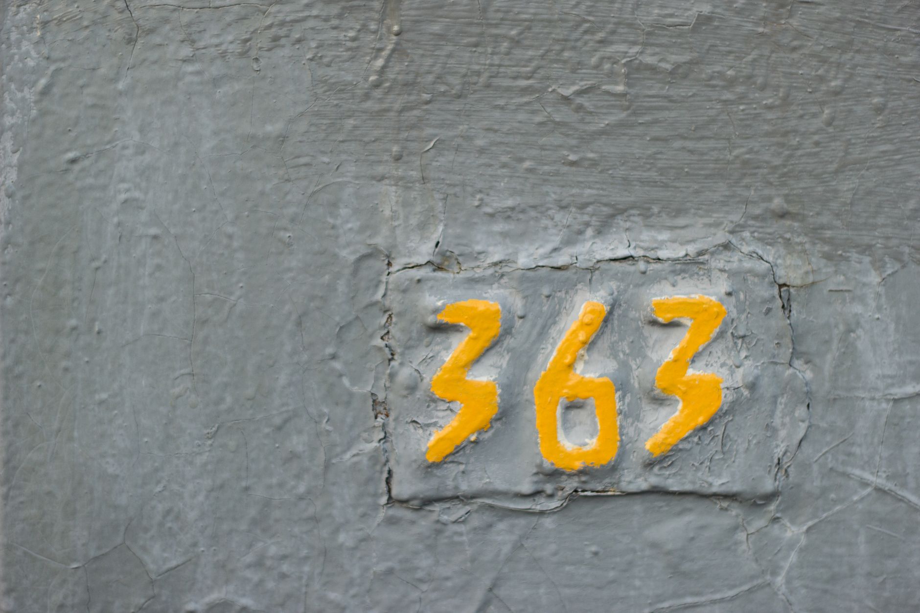1736